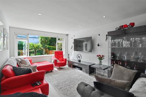2 bedroom apartment for sale, La Rue De Patier, St Saviour JE3