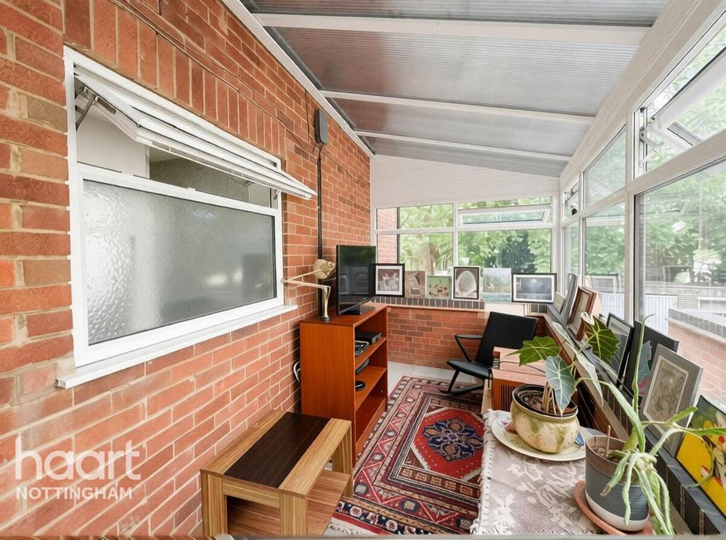 Apartment in Nottingham - More