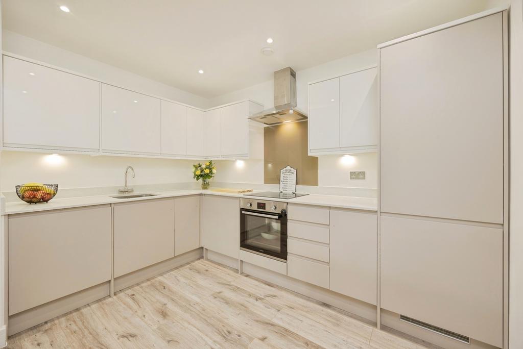 Apartment in Kent - View 5