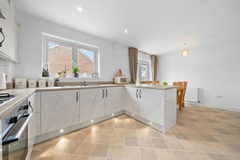 4 bedroom detached house for sale, Elmbank Road, Stirling, FK7