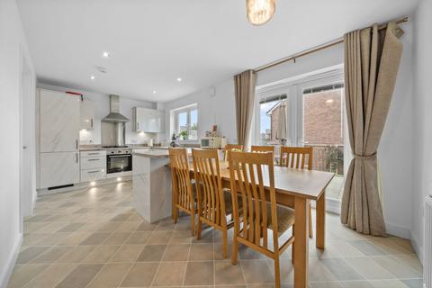 4 bedroom detached house for sale, Elmbank Road, Stirling, FK7