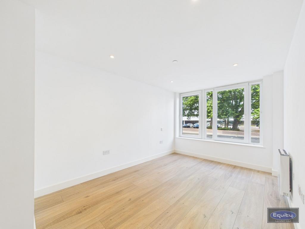 Apartment in Sidcup - View 2