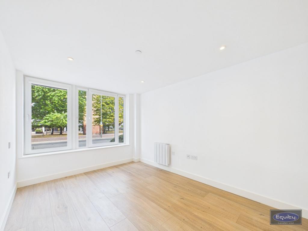 Apartment in Sidcup - View 4