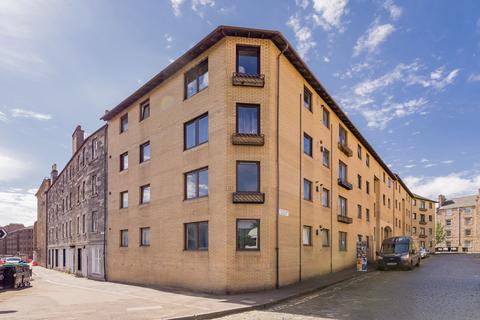 1 bedroom flat for sale, 1/7 Gilmours Entry, Edinburgh, EH8 9XL
