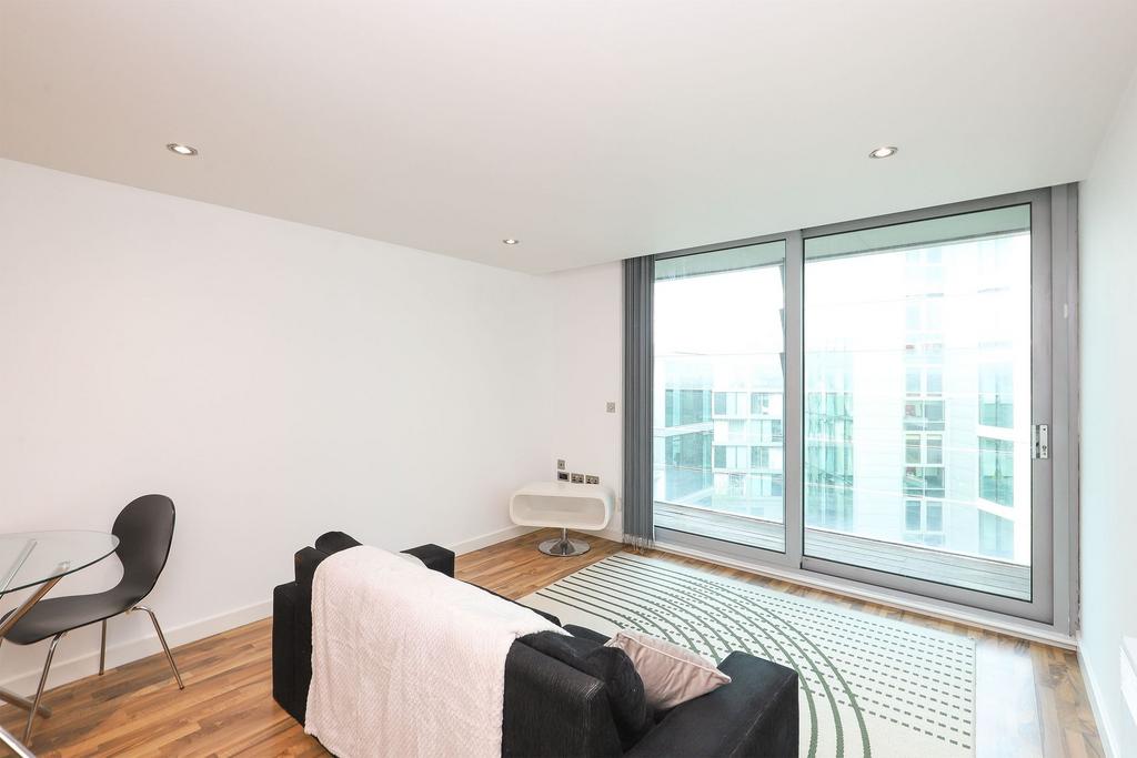 Apartment in Sheffield, South Yorkshire - View 2