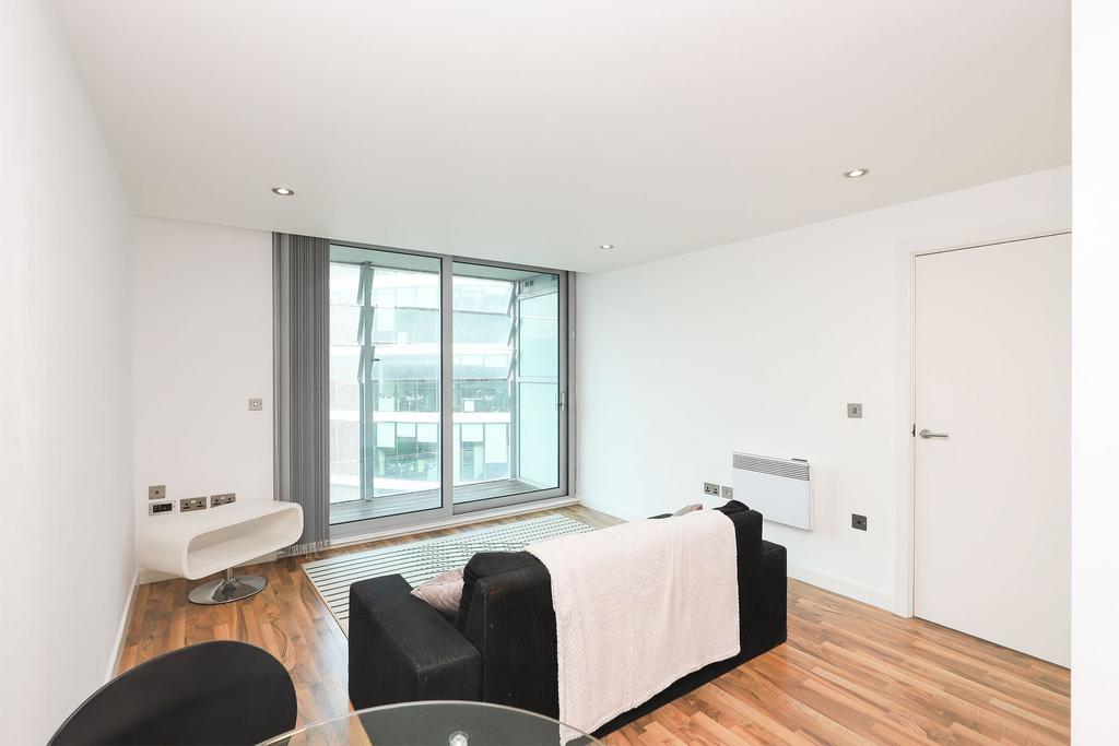 Apartment in Sheffield, South Yorkshire - View 5