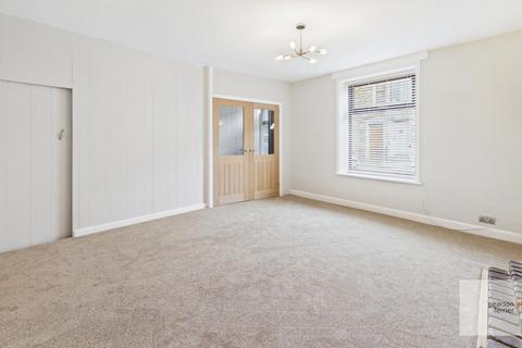 2 bedroom terraced house to rent, Commercial Street, Loveclough BB4