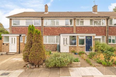3 bedroom terraced house for sale, The Birches, London SE7