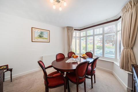 3 bedroom detached house for sale, St. Andrews Drive, Stanmore HA7