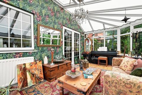 3 bedroom detached house for sale, De Mandeville Road, Bishop's Stortford CM22