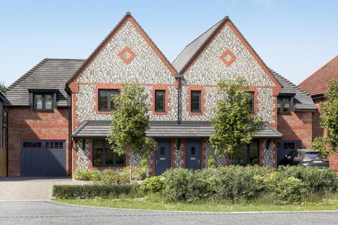 4 bedroom semi-detached house for sale, Hawthorns, Hammersley Lane, Penn, Buckinghamshire, HP10