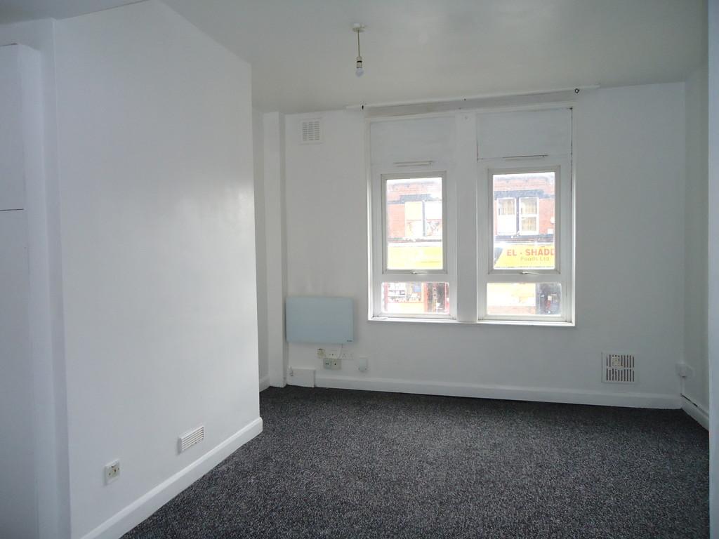 Apartment in Leeds - More