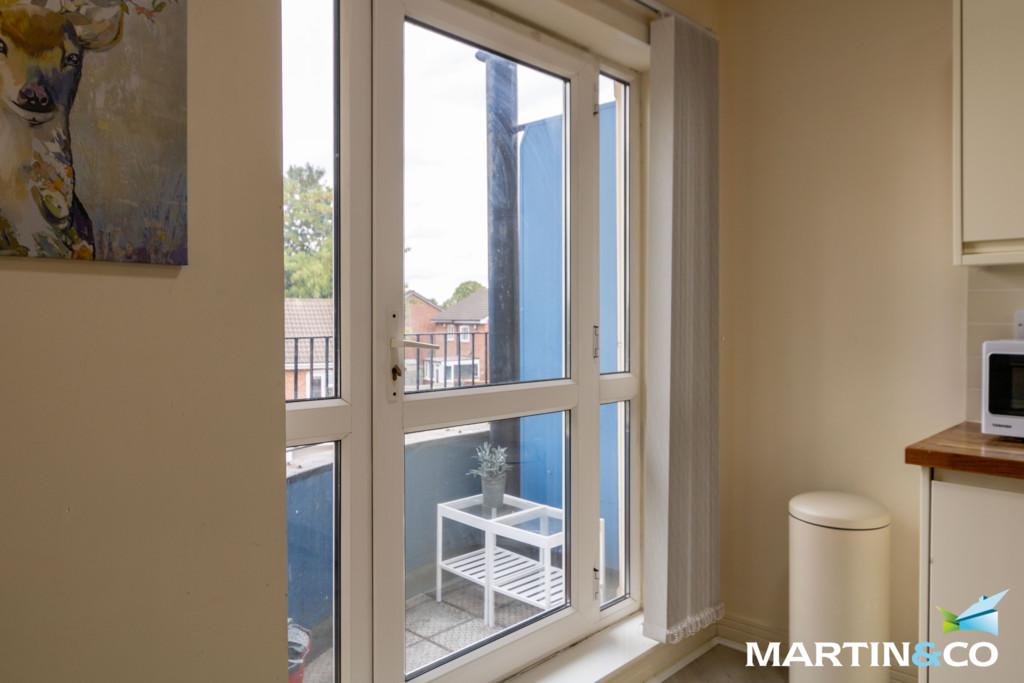 Apartment in Hockley - View 3