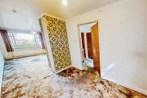 3 bedroom semi-detached house for sale, Maple Drive, Charlton Kings