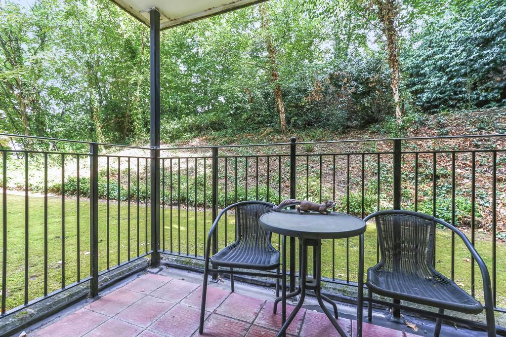 Apartment in Bournemouth - View 2