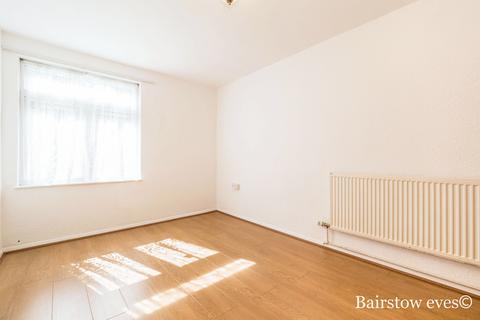 1 bedroom flat to rent, Florence Root House, Ilford, IG4
