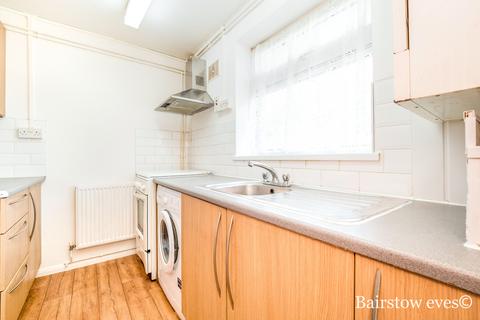 1 bedroom flat to rent, Florence Root House, Ilford, IG4