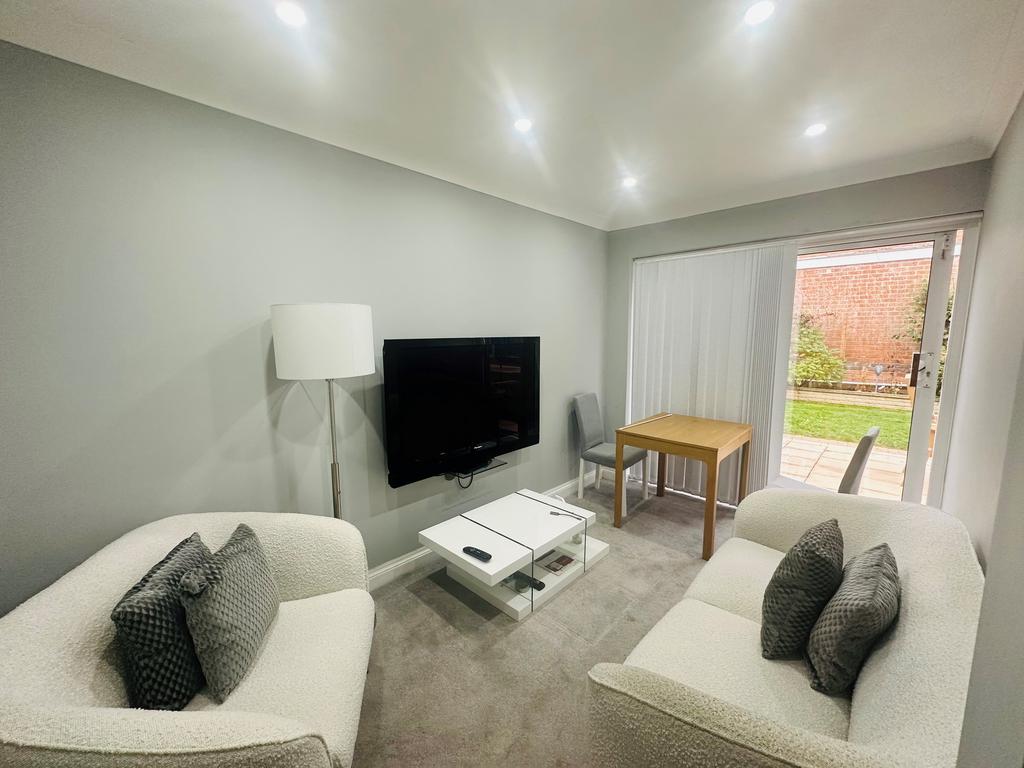 House in Nottingham - View 3
