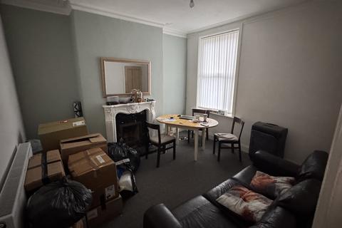 3 bedroom terraced house for sale, Woodchurch Road, Old Swan