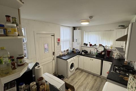 3 bedroom terraced house for sale, Woodchurch Road, Old Swan