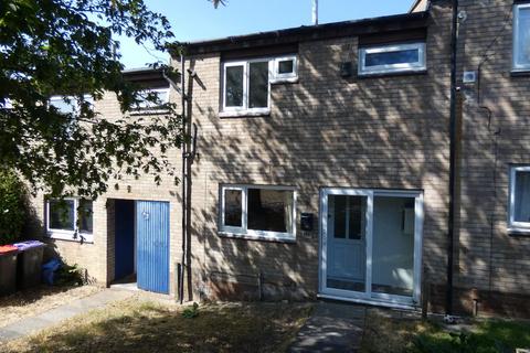3 bedroom terraced house to rent, Bishopdale, Brookside