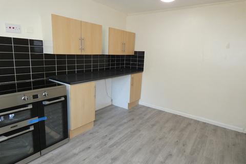 3 bedroom terraced house to rent, Bishopdale, Brookside