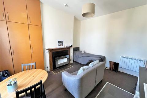 Studio to rent, Old Tiverton Road, Exeter EX4