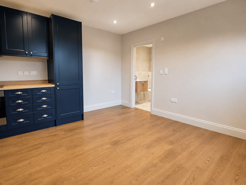 Apartment in Stretford - View 3