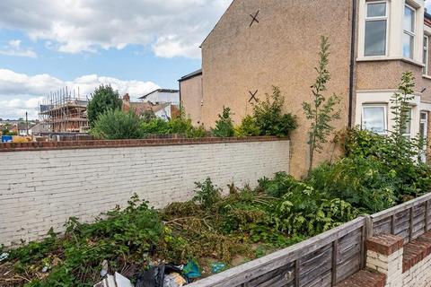 2 bedroom maisonette for sale, Glynfield Road, London