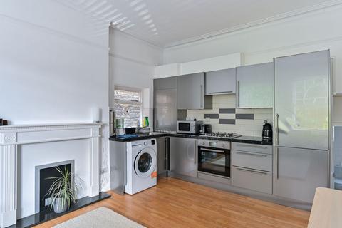 1 bedroom flat for sale, Crockerton Road, Tooting Bec, London, SW17