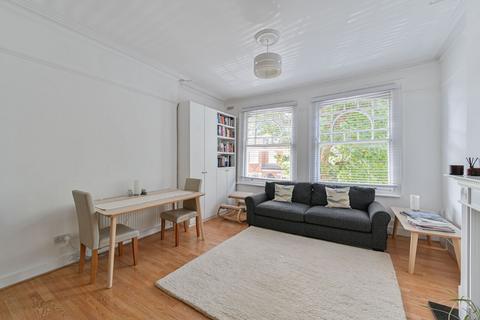 1 bedroom flat for sale, Crockerton Road, Tooting Bec, London, SW17