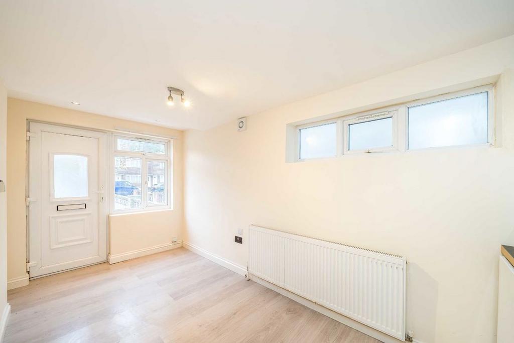 Apartment in London - View 2
