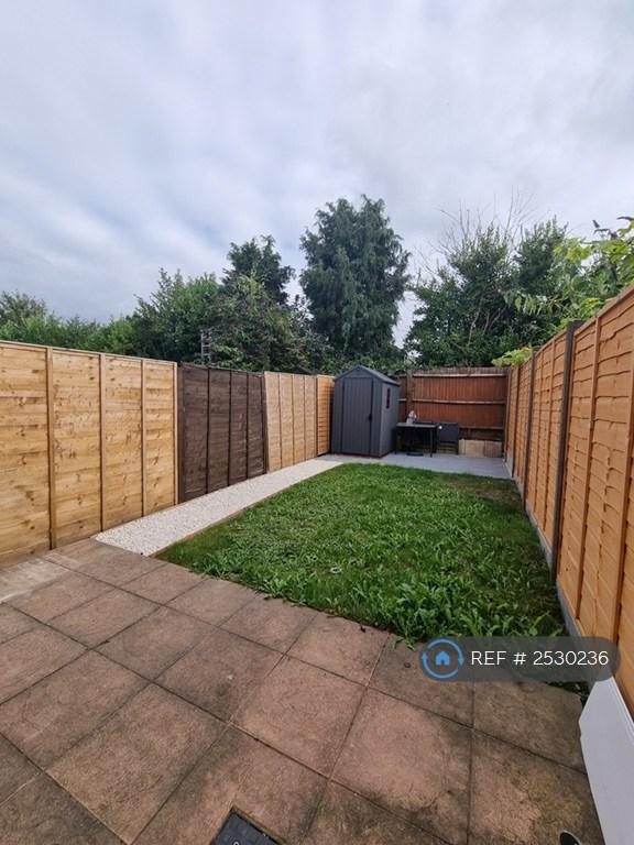 House in Southampton, Sholing - More