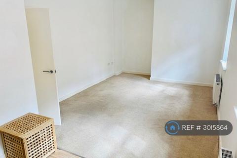 undefined, Kinderlee Way, Chisworth, Glossop, SK13