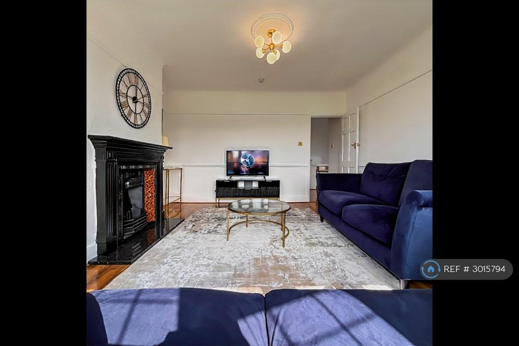 Apartment in Bournemouth - View 3