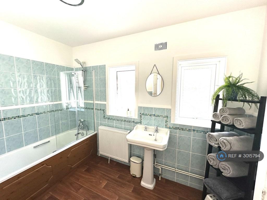 Apartment in Bournemouth - More