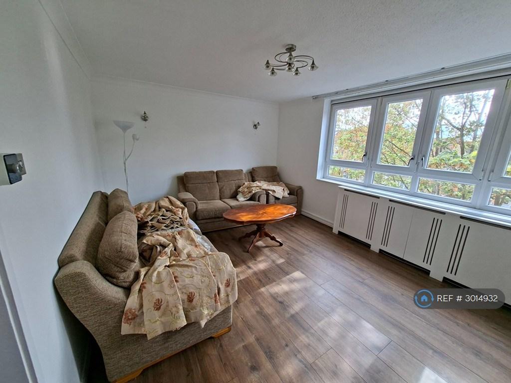 Apartment in Harrow - View 2