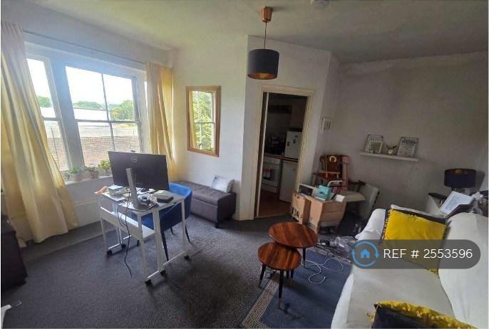 Apartment in London - View 2