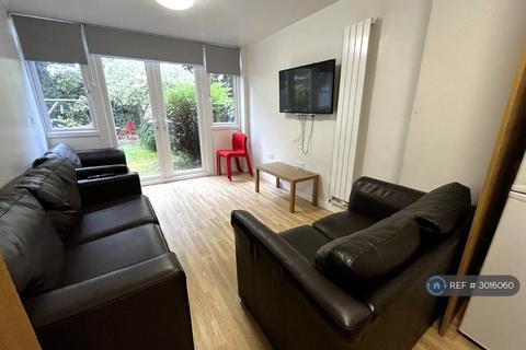 1 bed room for rent in Sparkford Close, Winchester, SO22