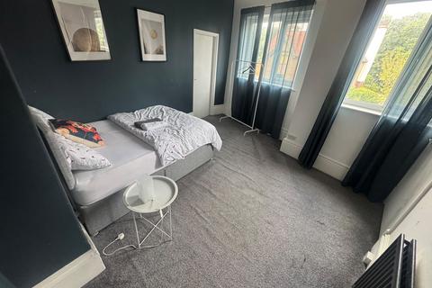 4 bedroom maisonette to rent, Studley Terrace , Newcastle upon Tyne NE4