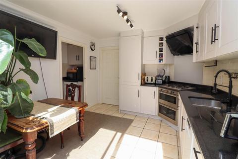 2 bedroom semi-detached house for sale, Turgis Road, Fleet GU51