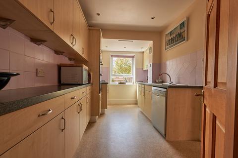 4 bedroom semi-detached house for sale, Jennifer Close, Exeter