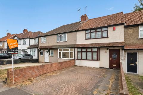 2 bedroom terraced house for sale, Eastcote Lane, Harrow