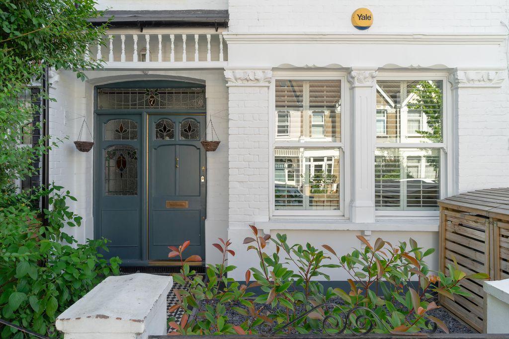 House in London - View 2