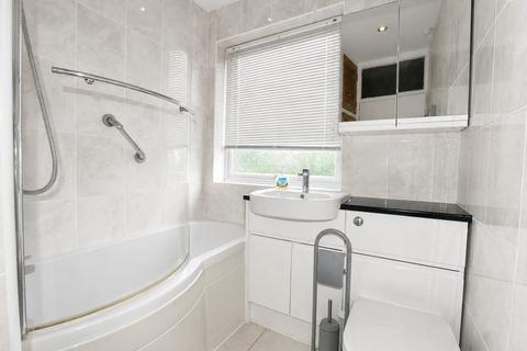 3 bedroom terraced house for sale, Leamington Crescent, Harrow