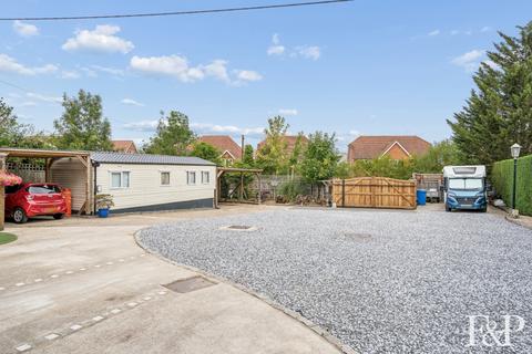 2 bedroom barn conversion for sale, Watersplash Lane, Warfield