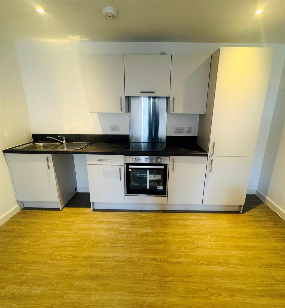 Apartment in Salford, Greater Manchester - View 2