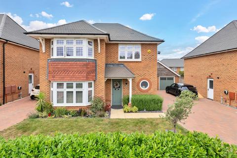 3 bedroom detached house for sale, Hampshire Road, Royston SG8