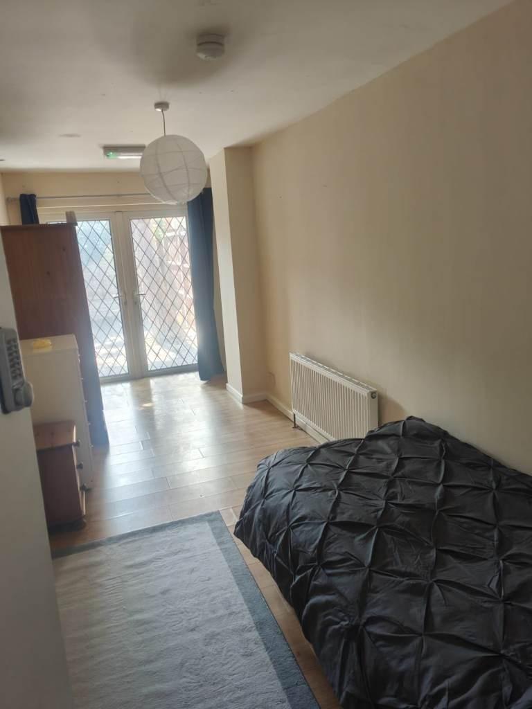 House in Stirchley - View 3