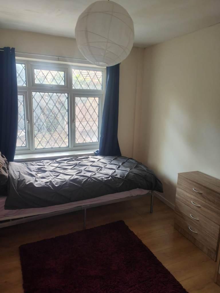 House in Stirchley - View 4